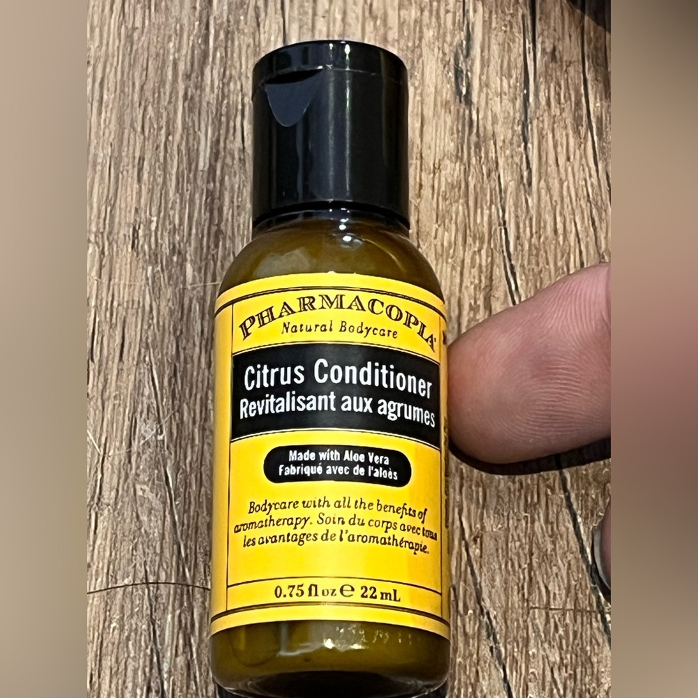 🌙B149 12 pcs Pharmacopia Citrus Conditioner Travel Size 1.2OZ Citrus Conditioner